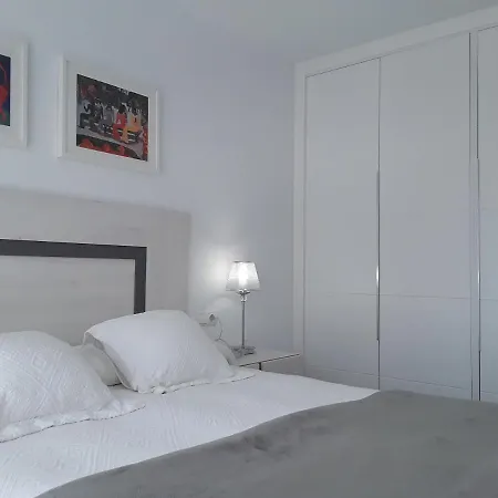 Luminoso Apartamento Turistico Beach Appartement *