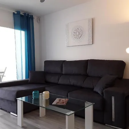 Luminoso Apartamento Turistico Beach Appartement *