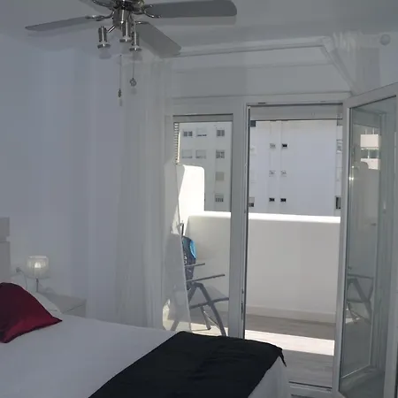 Luminoso Apartamento Turistico Beach *
