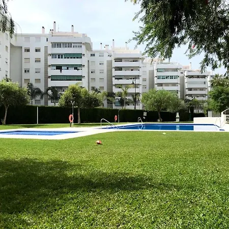 Luminoso Apartamento Turistico Beach Appartement *